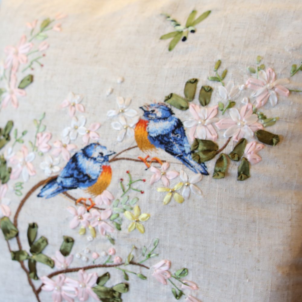 Embroidered Fabrics are Popular in 2021